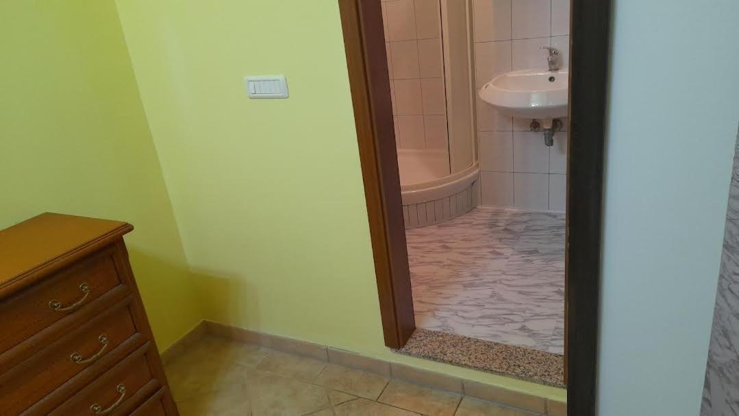 Apartmani Delas 2 Pjescana Uvala Kültér fotó