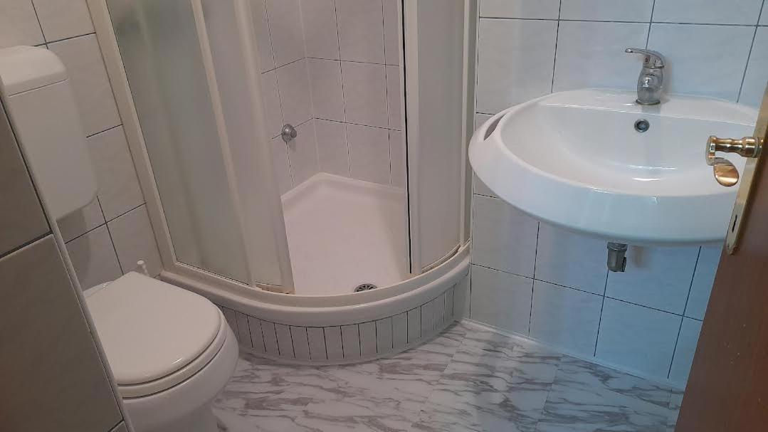 Apartmani Delas 2 Pjescana Uvala Kültér fotó